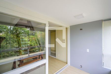 Casa à venda com 290m², 3 quartos e 2 vagas Casa à venda com 290m², 3 quartos e 2 vagasSacada