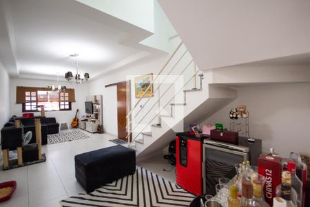 Sala de casa à venda com 4 quartos, 300m² em Jardim das Flores, Osasco