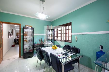 Casa à venda com 300m², 4 quartos e 4 vagasCopa