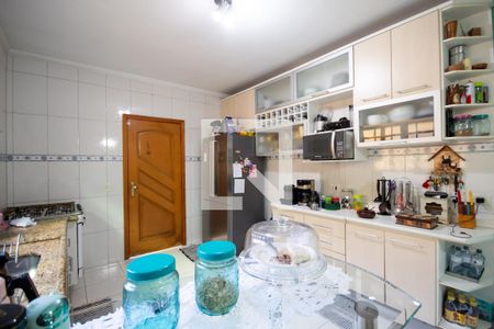 Casa à venda com 300m², 4 quartos e 4 vagasCozinha