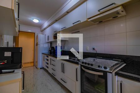 Apartamento à venda com 150m², 3 quartos e 4 vagasCozinha
