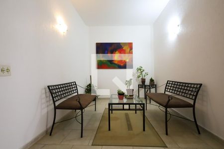 Studio para alugar com 38m², 1 quarto e sem vaga Studio para alugar com 38m², 1 quarto e sem vagaHall social