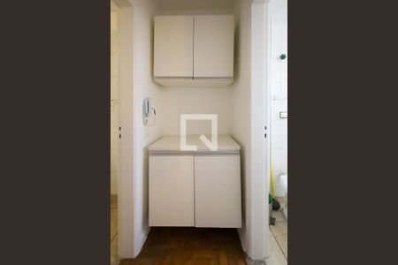 Studio para alugar com 38m², 1 quarto e sem vaga Studio para alugar com 38m², 1 quarto e sem vagaArmário