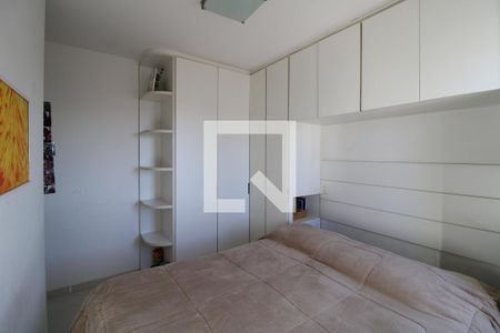 Apartamento à venda com 63m², 2 quartos e 1 vagaSuíte - Armários 
