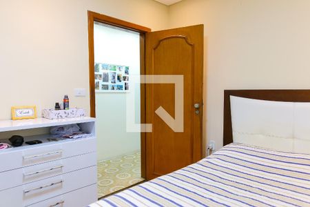 Casa à venda com 384m², 4 quartos e 3 vagas Casa à venda com 384m², 4 quartos e 3 vagasQuarto 3