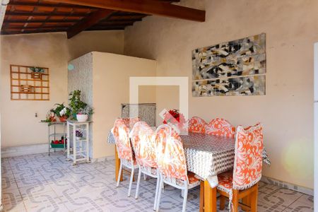 Casa à venda com 384m², 4 quartos e 3 vagas Casa à venda com 384m², 4 quartos e 3 vagasÁrea de Lazer