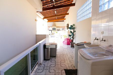 Casa à venda com 384m², 4 quartos e 3 vagas Casa à venda com 384m², 4 quartos e 3 vagasÁrea de Serviço