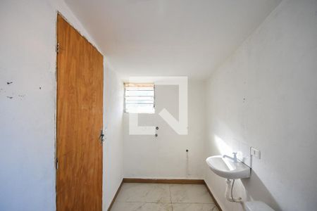 Banheiro do studio 1 de casa à venda com 9 quartos, 350m² em Jardim Vitória Régia, São Paulo