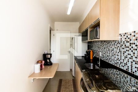 Cozinha de apartamento para alugar com 2 quartos, 60m² em Jardim das Vertentes, São Paulo