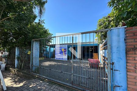 Casa à venda com 160m², 3 quartos e 2 vagasFachada