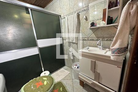 Casa à venda com 160m², 3 quartos e 2 vagasBanheiro