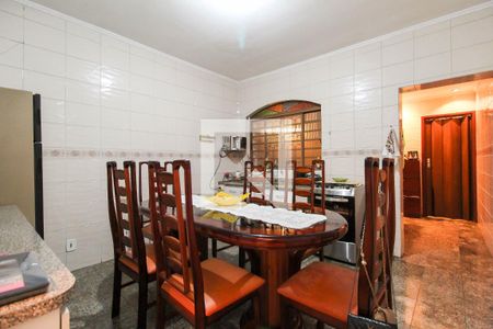 Casa à venda com 128m², 2 quartos e 1 vagaCozinha