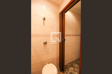 Casa à venda com 128m², 2 quartos e 1 vagaBanheiro de serviço