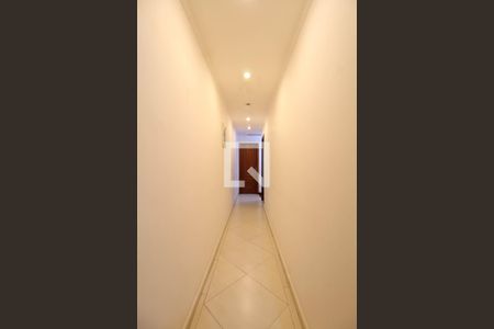 Casa à venda com 128m², 2 quartos e 1 vagaCorredor