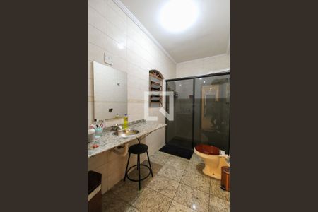 Casa à venda com 128m², 2 quartos e 1 vagaBanheiro