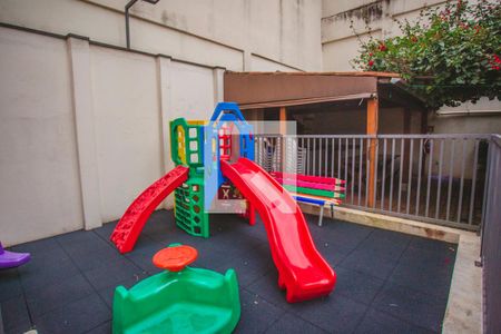 Apartamento à venda com 63m², 2 quartos e 1 vaga Apartamento à venda com 63m², 2 quartos e 1 vagaÁrea Comum - Playground