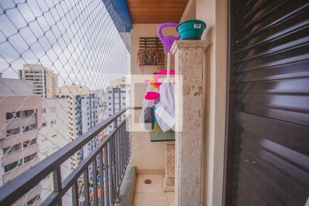 Apartamento à venda com 63m², 2 quartos e 1 vaga Apartamento à venda com 63m², 2 quartos e 1 vagaVaranda