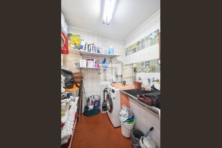 Casa à venda com 150m², 3 quartos e 2 vagasLavanderia