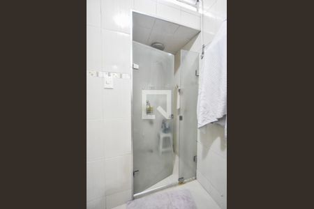 Casa à venda com 150m², 3 quartos e 2 vagasBanheiro Suíte 01