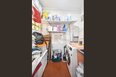 Casa à venda com 150m², 3 quartos e 2 vagasLavanderia