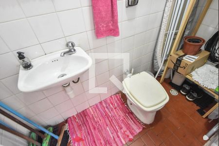 Casa à venda com 150m², 3 quartos e 2 vagasBanheiro de Serviços