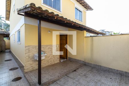 Casa de condomínio para alugar com 81m², 2 quartos e 1 vagaÁrea de Serviço
