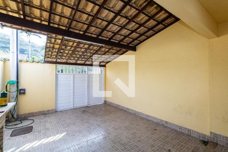 Casa de condomínio para alugar com 81m², 2 quartos e 1 vagaQuintal