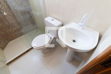 Casa de condomínio para alugar com 81m², 2 quartos e 1 vagaBanheiro do 2° andar