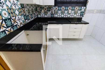 Casa de condomínio para alugar com 81m², 2 quartos e 1 vagaCozinha