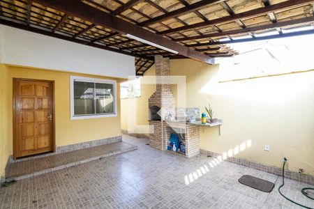 Casa de condomínio para alugar com 81m², 2 quartos e 1 vagaQuintal