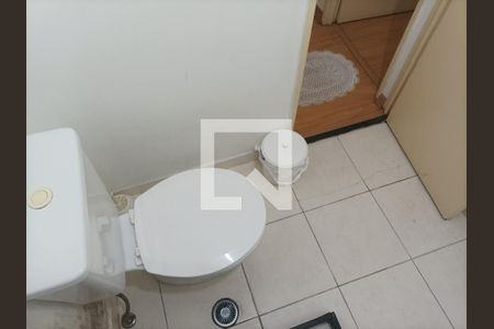 Apartamento à venda com 45m², 2 quartos e 1 vaga Apartamento à venda com 45m², 2 quartos e 1 vagaBanheiro