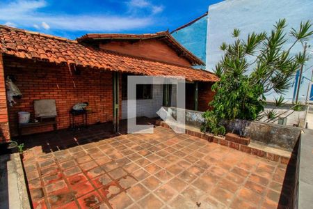 Casa à venda com 3 quartos, 360m² em Glória, Belo Horizonte