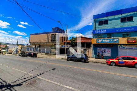 Casa à venda com 3 quartos, 360m² em Glória, Belo Horizonte