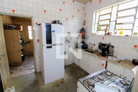 Casa à venda com 3 quartos, 360m² em Glória, Belo Horizonte