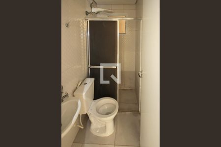 Casa de condomínio à venda com 48m², 2 quartos e sem vagaBanheiro