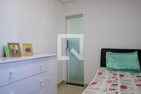 Suíte 1 de casa à venda com 3 quartos, 500m² em Sagrada Família, Belo Horizonte