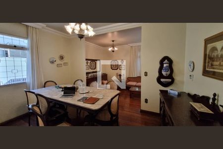 Apartamento à venda com 4 quartos, 130m² em Sion, Belo Horizonte