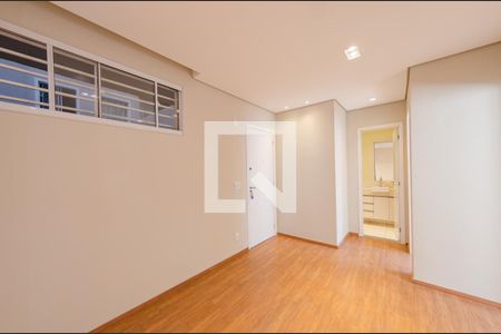 Sala de apartamento para alugar com 2 quartos, 60m² em Estoril, Belo Horizonte