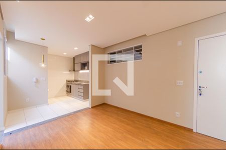 Sala de apartamento para alugar com 2 quartos, 60m² em Estoril, Belo Horizonte