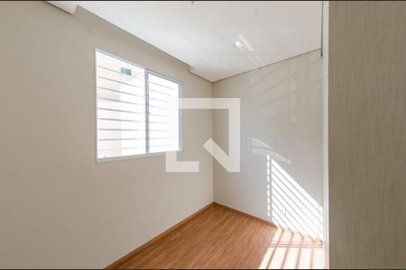 Quarto 2 de apartamento para alugar com 2 quartos, 60m² em Estoril, Belo Horizonte