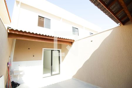 Casa à venda com 135m², 3 quartos e 2 vagas Casa à venda com 135m², 3 quartos e 2 vagasQuintal