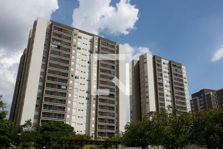 Apartamento para alugar com 61m², 2 quartos e 1 vagaFachada