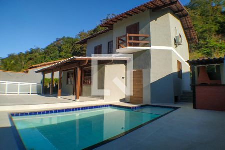 Casa à venda com 198m², 4 quartos e 2 vagasÁrea comum