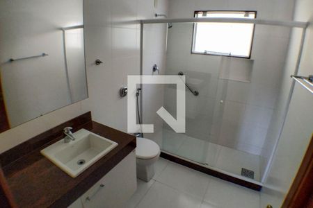 Casa à venda com 198m², 4 quartos e 2 vagasBanheiro 2