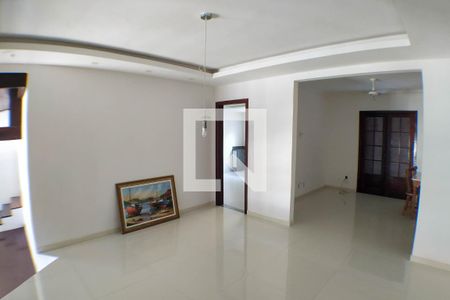 Sala 2 de casa à venda com 4 quartos, 198m² em Serra Grande, Niterói