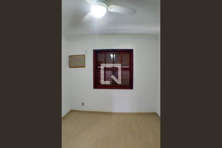 Casa à venda com 198m², 4 quartos e 2 vagasQuarto 2