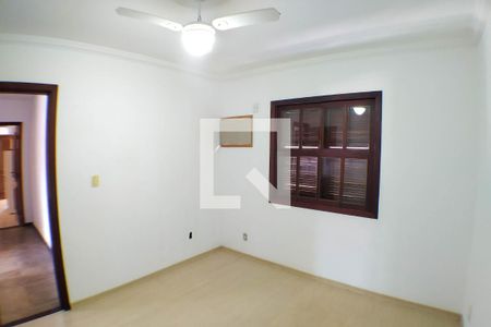 Casa à venda com 198m², 4 quartos e 2 vagasQuarto 2