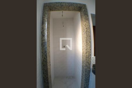 Casa à venda com 198m², 4 quartos e 2 vagasBanheiro 1