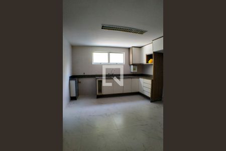 Casa à venda com 198m², 4 quartos e 2 vagasCozinha