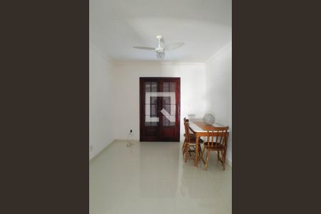 Casa à venda com 198m², 4 quartos e 2 vagasSala 2